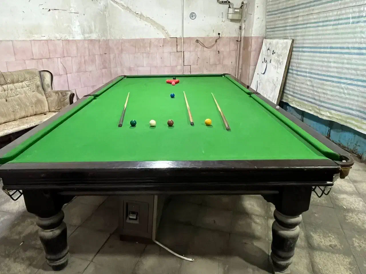 بیلیارد اسنوکر باشگاهی|ورزش‌های توپی|میانه, |دیوار