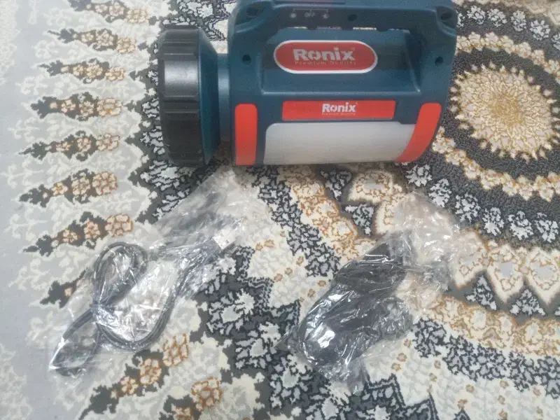 چراغ قوه رونیکس|کوهنوردی و کمپینگ|تهران, دانشگاه شریف|دیوار