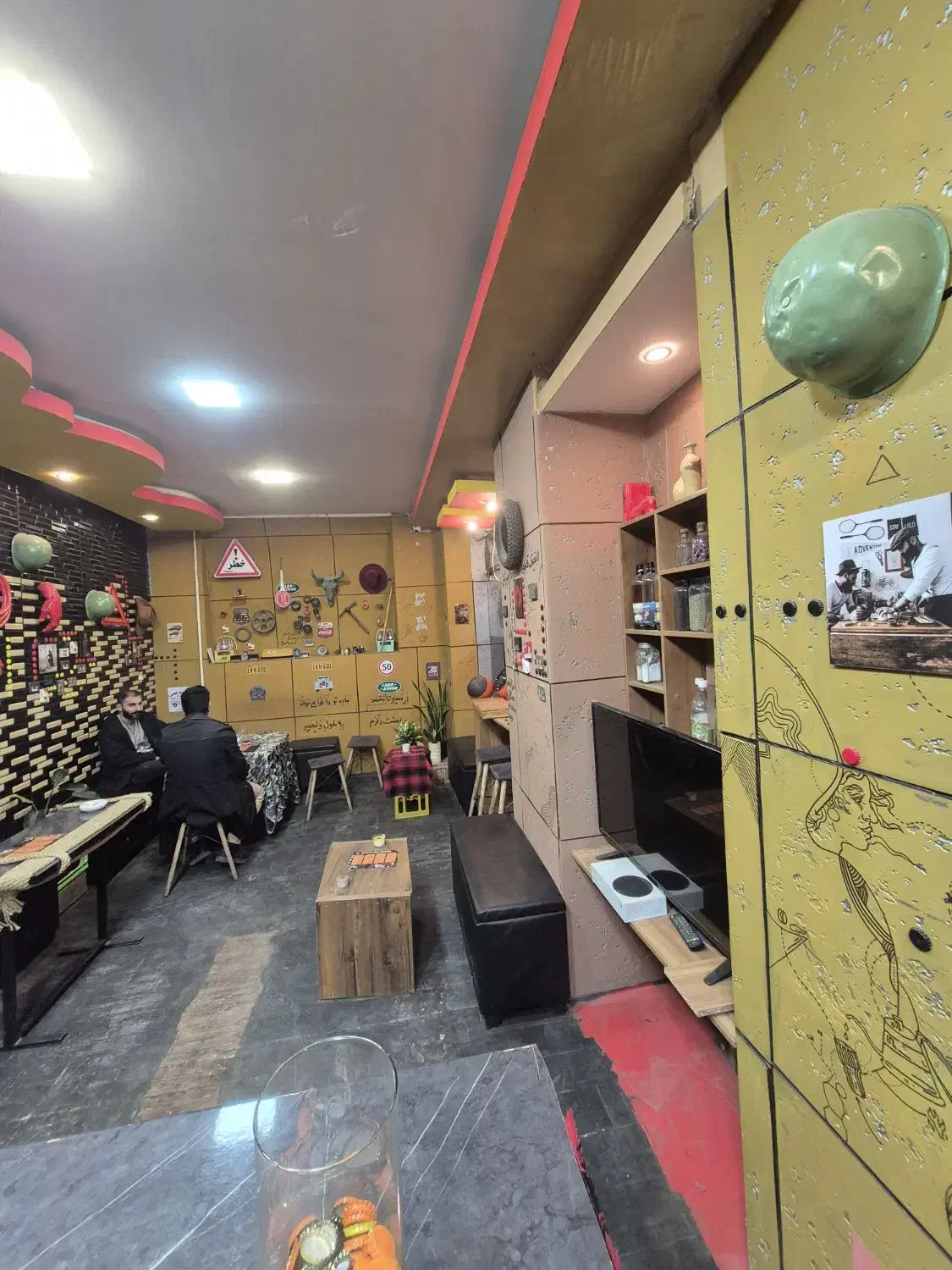 واگذاری کافه با تجهیزات و پروانه در خاقانی|کافیشاپ و رستوران|اصفهان, جلفا|دیوار
