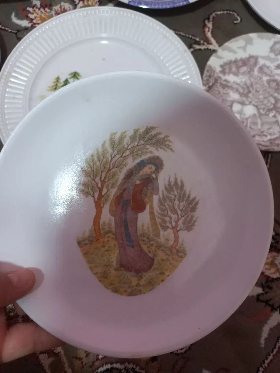 بشقاب نوستالژی|کلکسیون اشیاء عتیقه|یاسوج, |دیوار