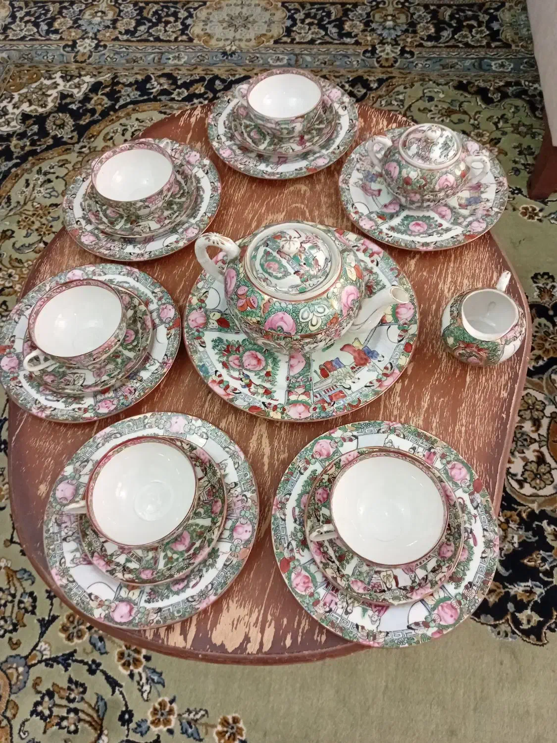 سرویس صبحانه و عصرانه چینی|ظروف سرو و پذیرایی|تبریز, |دیوار