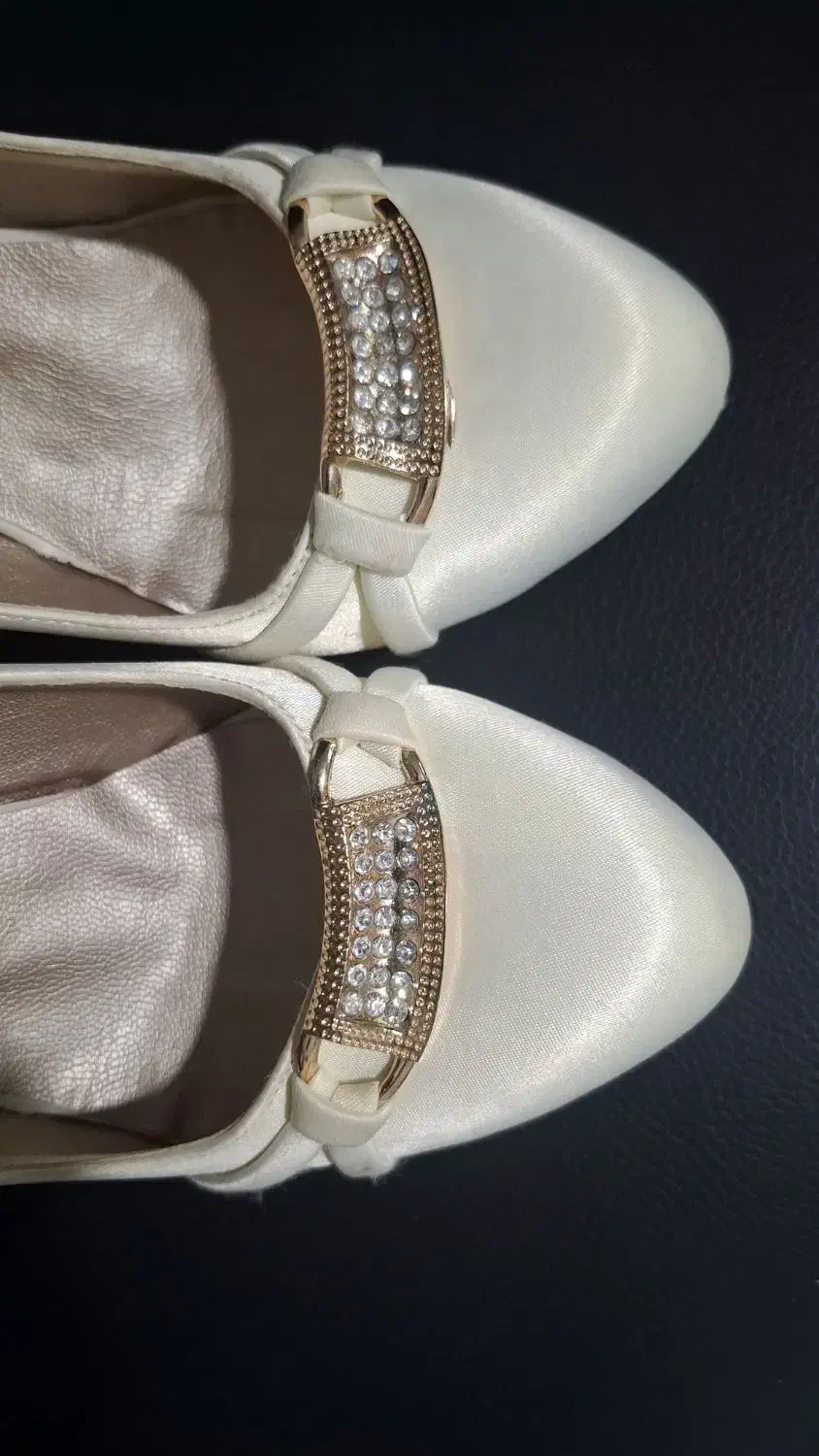 کفش سفید پاشنه ۹سانتی|کیف، کفش، کمربند|رشت, حمیدیان|دیوار