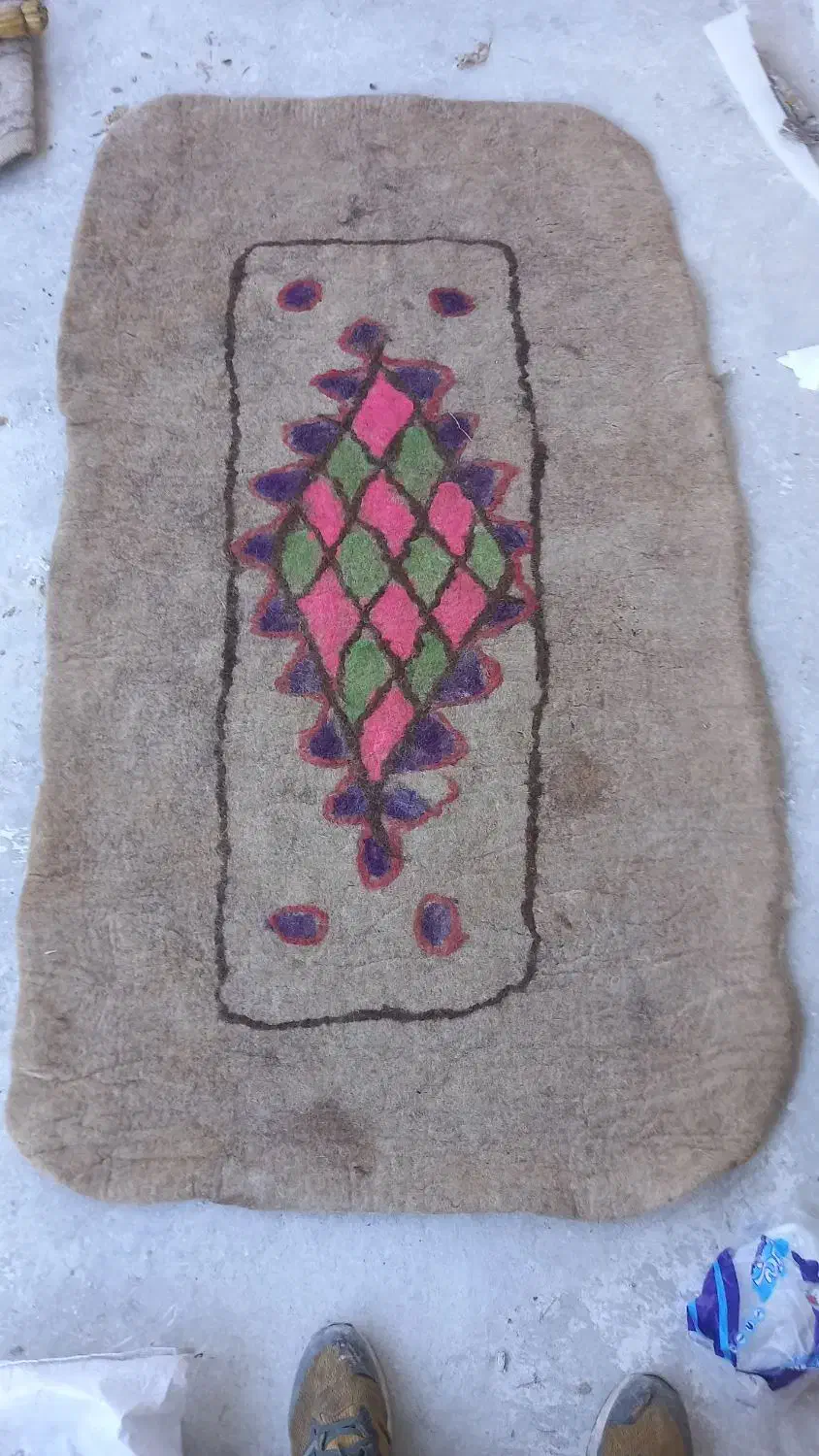 تعداد۶عددنمد با پشم گوسفندی بدون بو|گلیم، جاجیم، گبه|گرگان, |دیوار