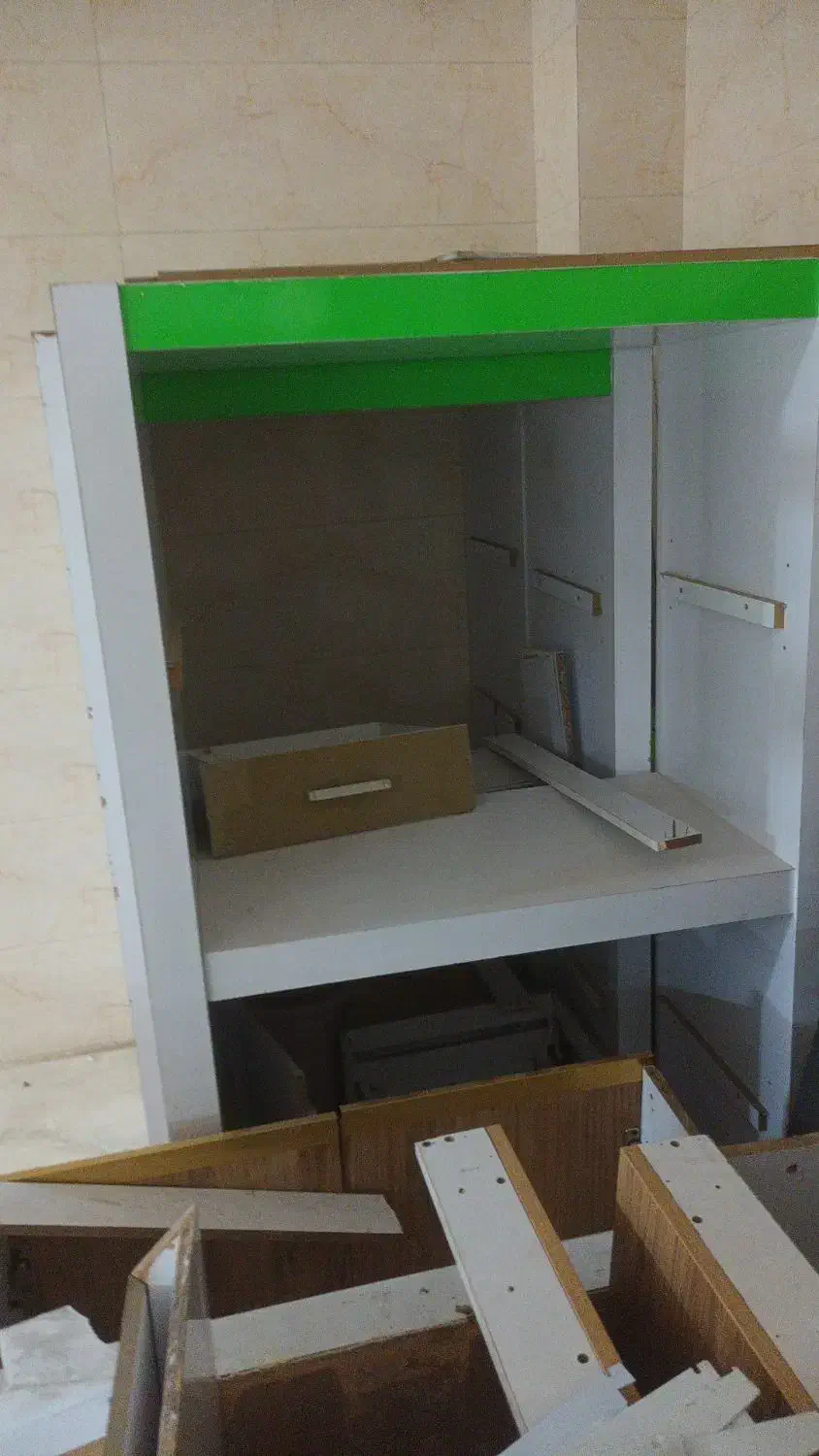 انواع قفسه فلزی ام دی اف با قیمت عالی|فروشگاه و مغازه|نجفآباد, یزدانشهر|دیوار