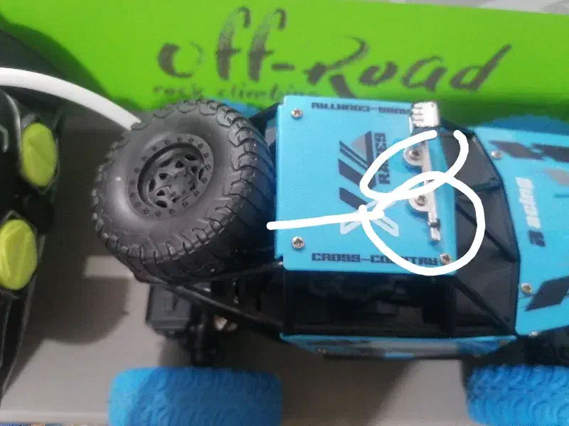 ماشین کنترولی کوهستانی|اسباب‌‌بازی|بندر گناوه, |دیوار