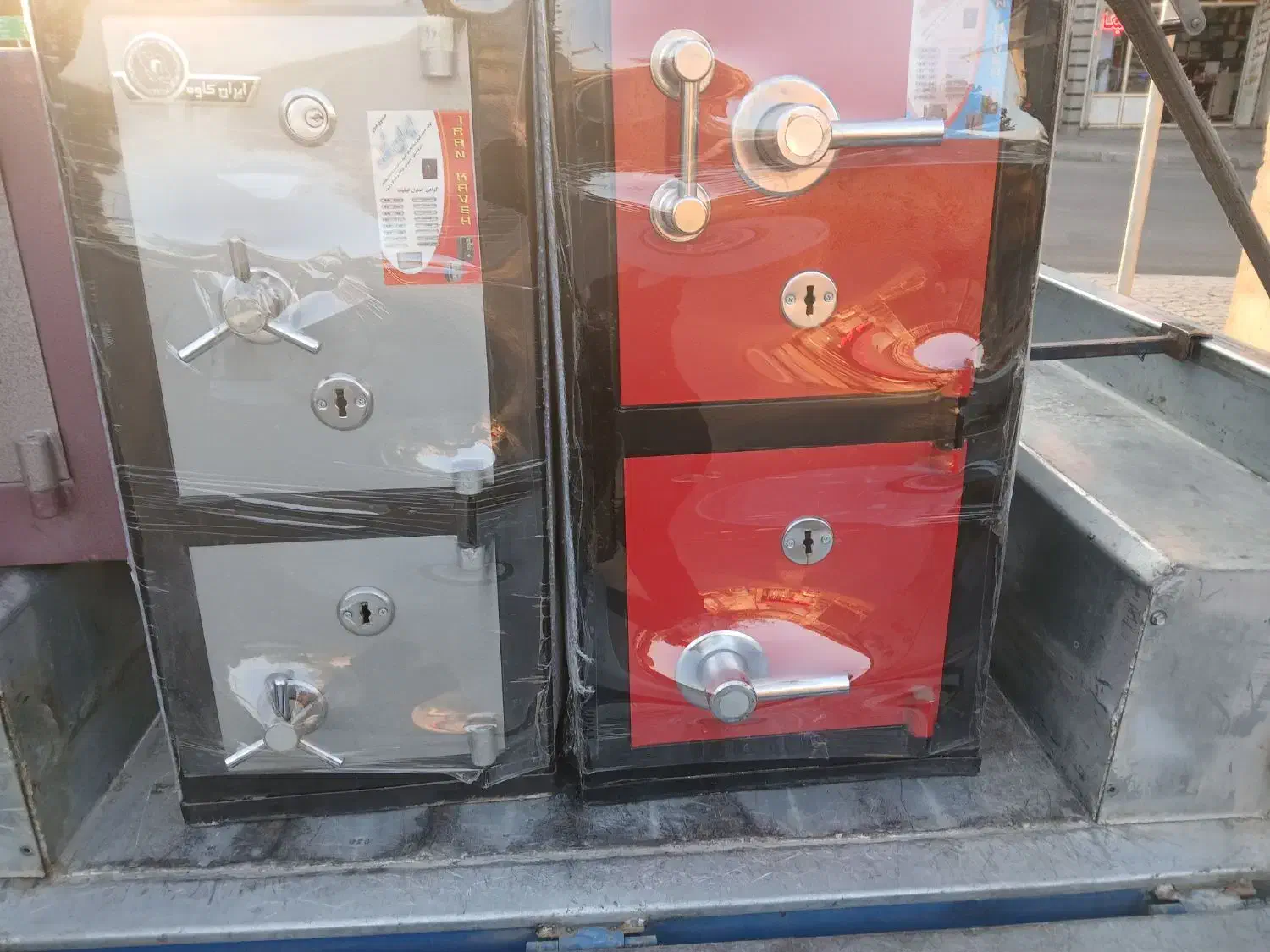 انواع گاوصندوق ایران کاوه|ابزارآلات|اراک, |دیوار