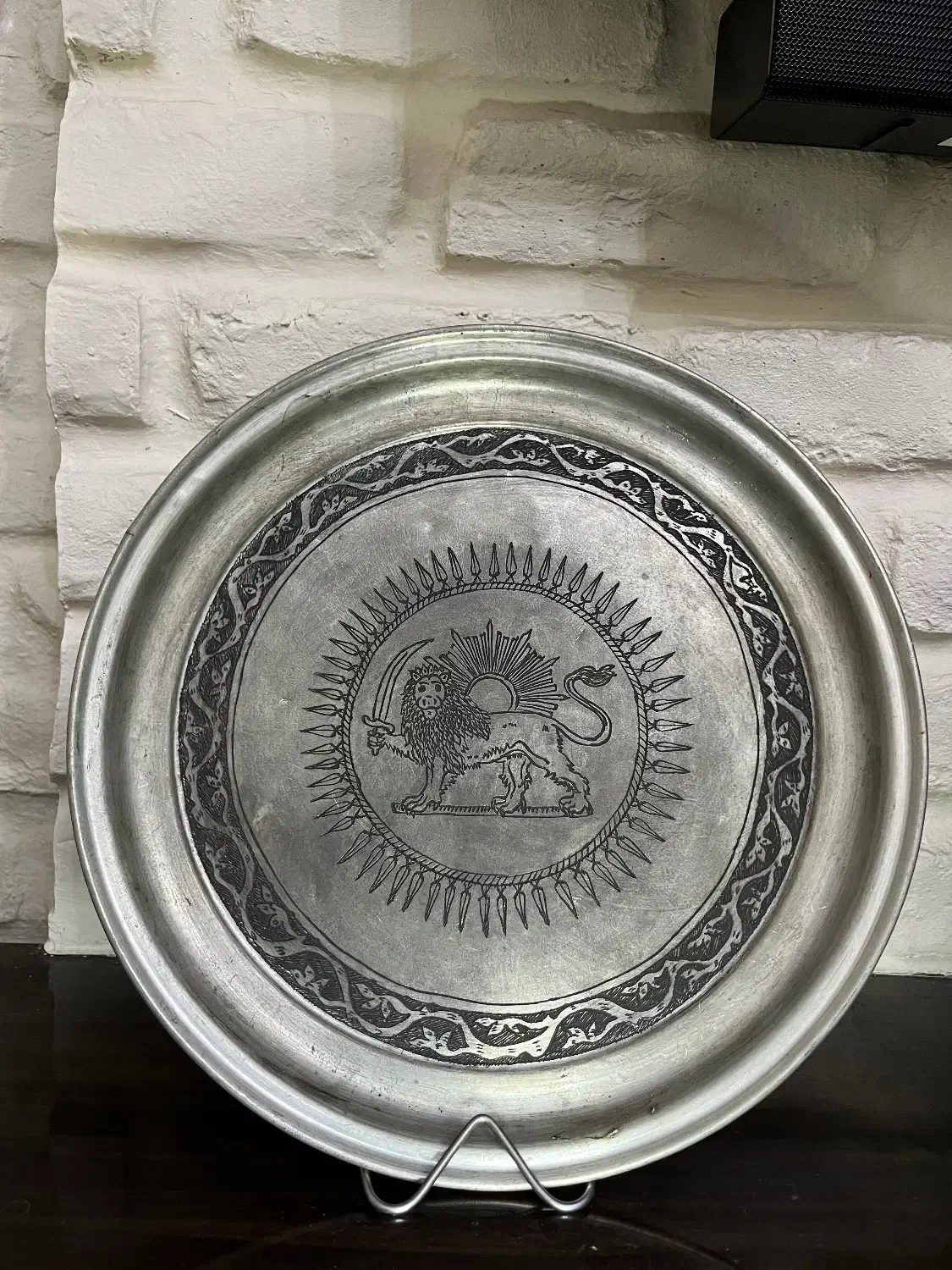 سینی قلم زنی/دیوارکوب قلم زنی|کلکسیون اشیاء عتیقه|تهران, خواجه نظام الملک|دیوار