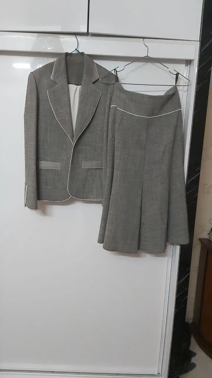 کت و دامن و شومیز|لباس|اصفهان, کوی امیریه|دیوار