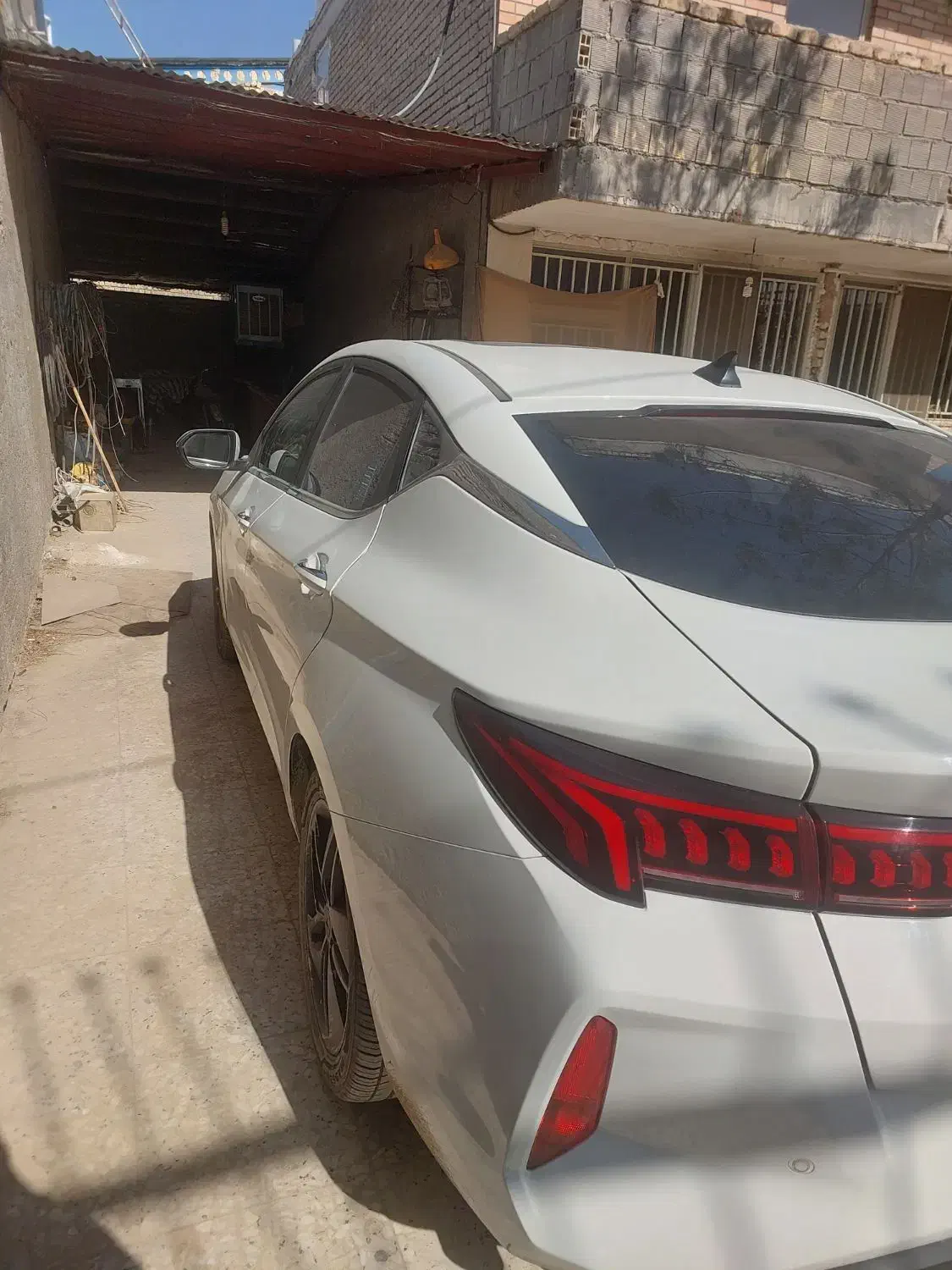 kmc  ۱۴۰۲|خودرو سواری و وانت|اصفهان, شهید رجایی|دیوار