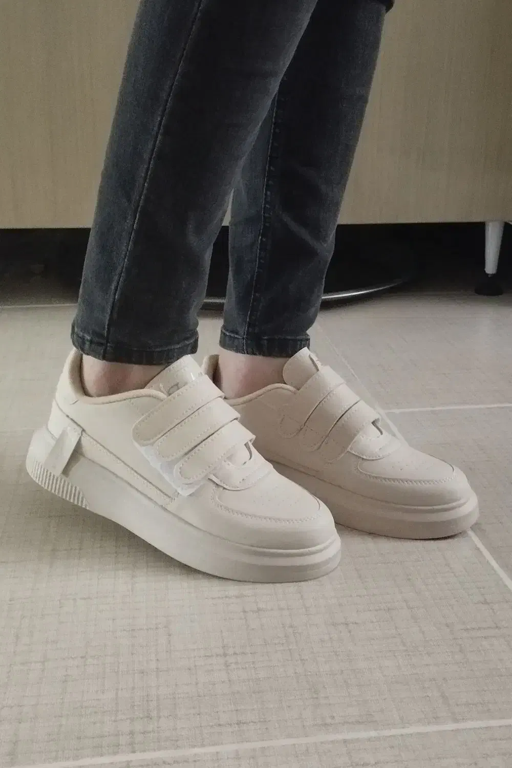 کتونی نو|کیف، کفش، کمربند|زنجان, |دیوار