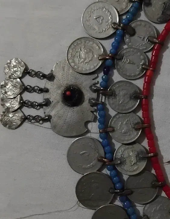 گردنی آویز   سکه ای  رضا شاه . عتیقه|کلکسیون اشیاء عتیقه|تهران, شهید رجایی|دیوار