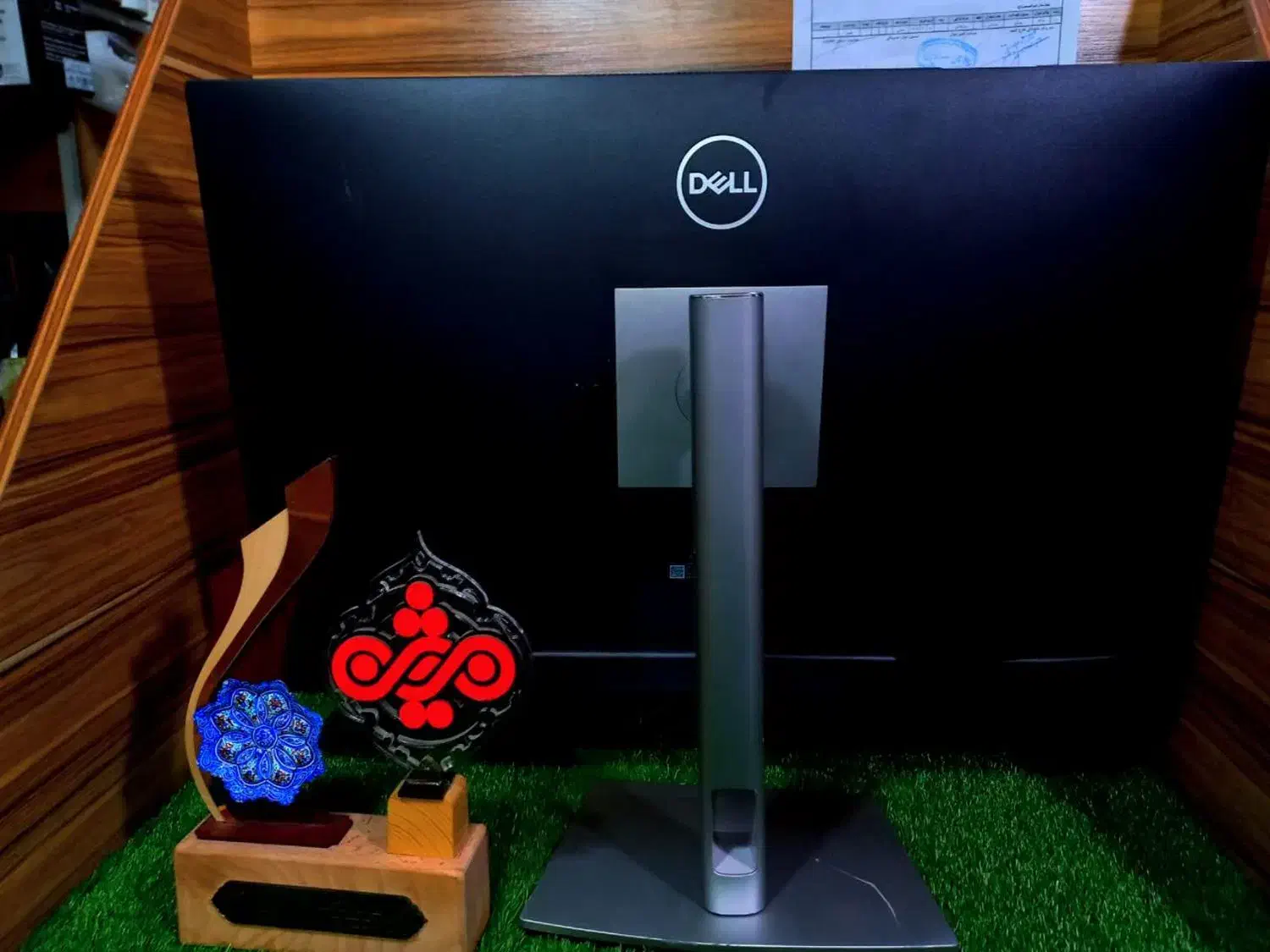 Monitor Dell اسپیکر دار|قطعات و لوازم جانبی رایانه|قم, حاج زینل|دیوار