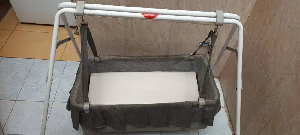 کریر و نی نی لالای|کالسکه و لوازم جانبی|ری, فیروزآبادی|دیوار