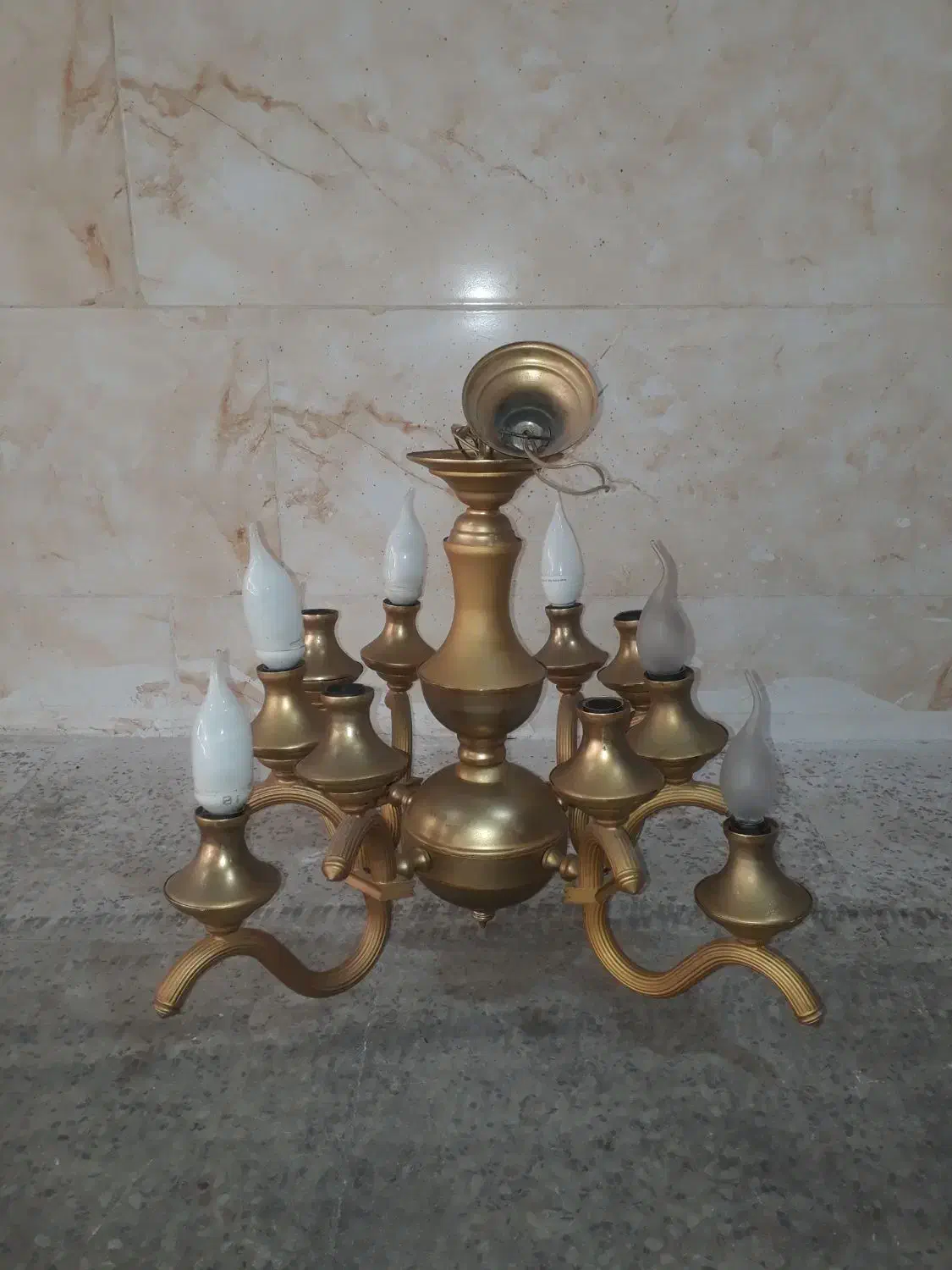 لوستر 4 شاخه|لوستر و چراغ آویز|شیراز, شهرک پرواز|دیوار