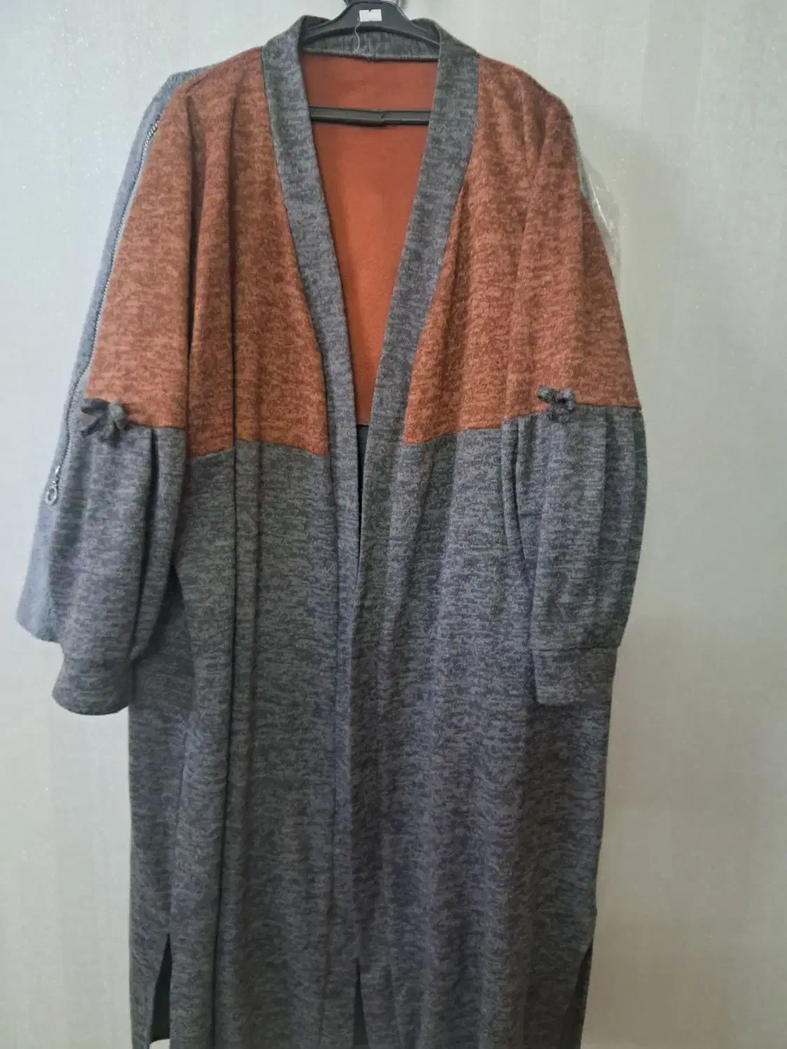 پالتو و مانتو قیمت مناسب|لباس|بروجرد, |دیوار