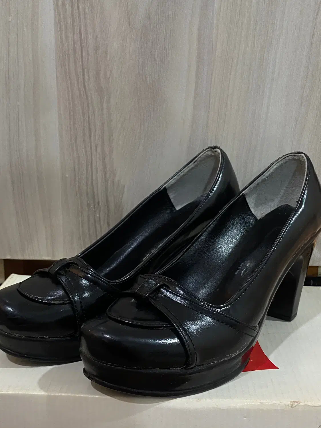 کفش مشکی|کیف، کفش، کمربند|اردبیل, |دیوار