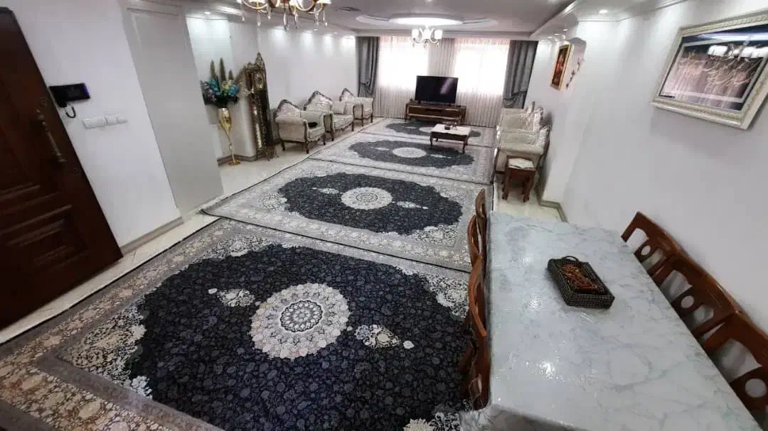 فرش۹متری برندتبریزتمام نخ گلبرجسه اصل ترنج نوآکبند|فرش|تهران, شادآباد|دیوار