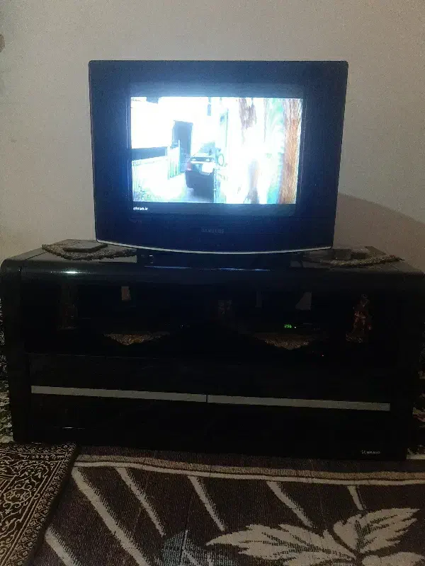 تلوزیون سامسونگ ۲۱ ، با زیر و دیجیتال|تلویزیون و پروژکتور|کرمانشاه, |دیوار