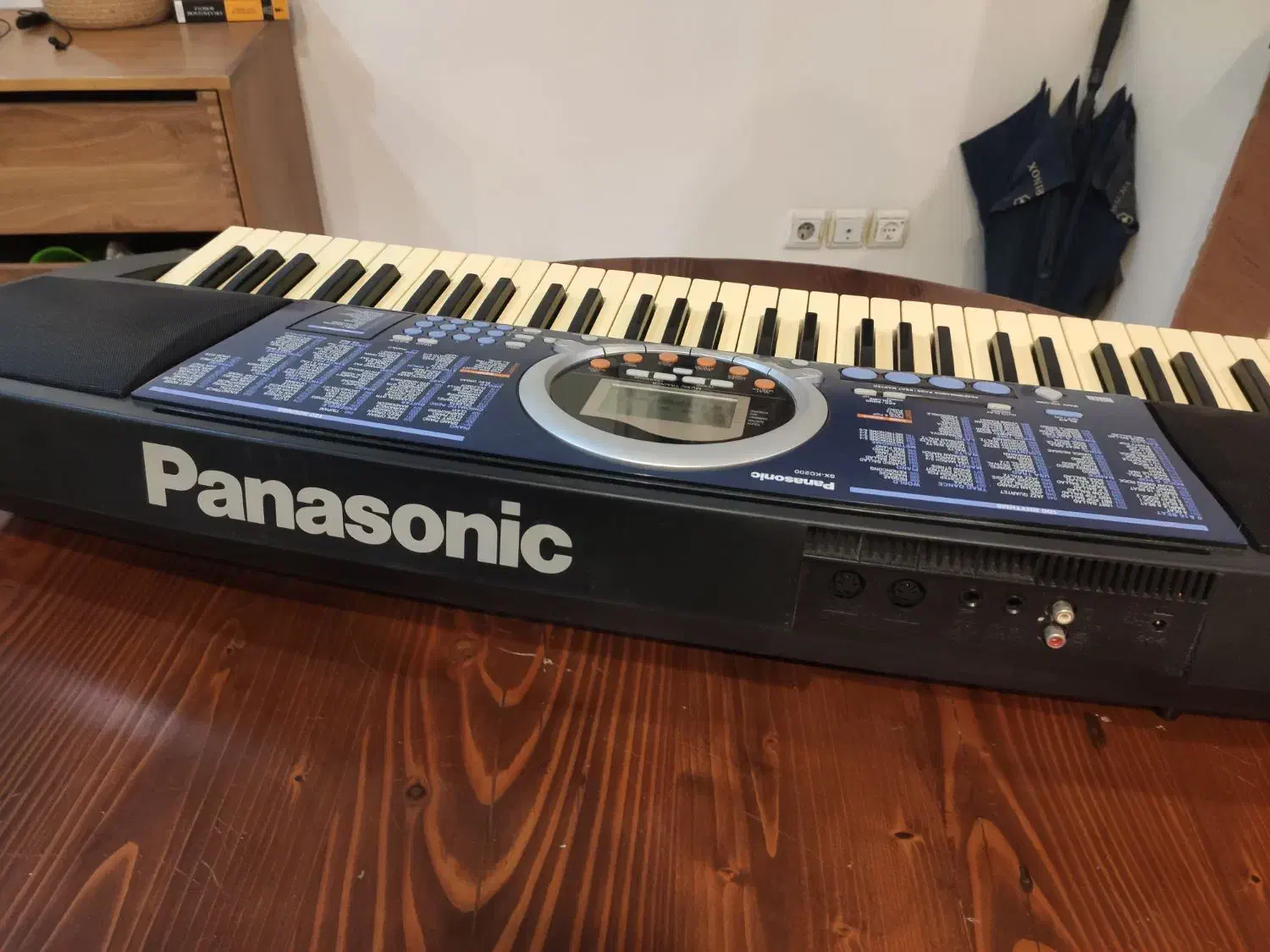 ارگ پاناسونیک بسیار کم کارکرد و نو|پیانو، کیبورد، آکاردئون|شیراز, قدوسی غربی|دیوار