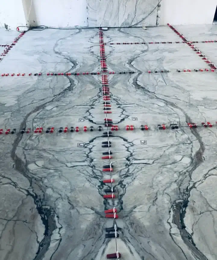 کاشی کاری و سرامیک کاری درجه یک|خدمات پیشه و مهارت|سبزوار, ابوریحان|دیوار