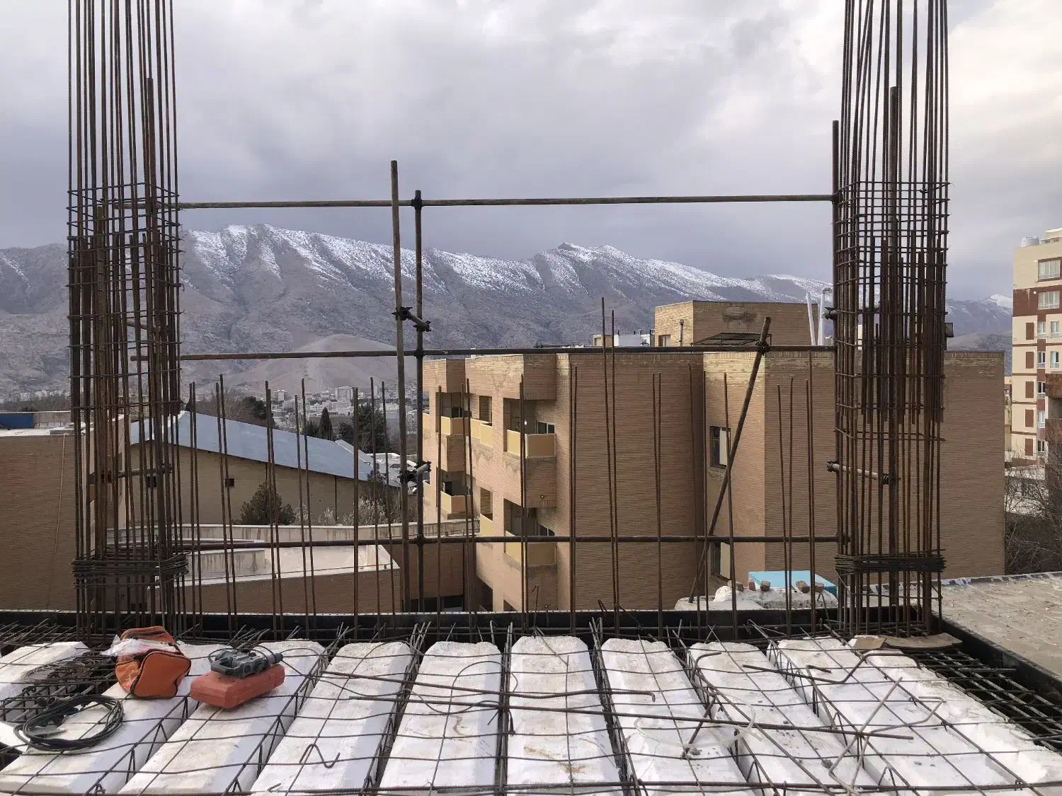 کاشت میلگرد|خدمات پیشه و مهارت|خرم‌آباد, |دیوار