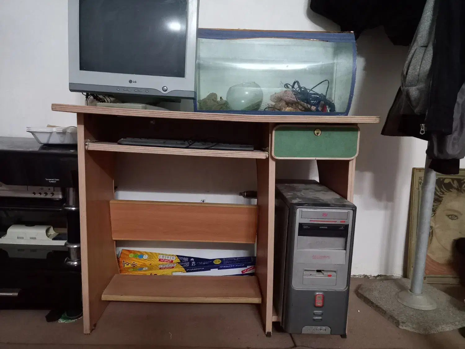 میز کامپیوتر|رایانه رومیزی|مشهد, شهرک بهارستان|دیوار