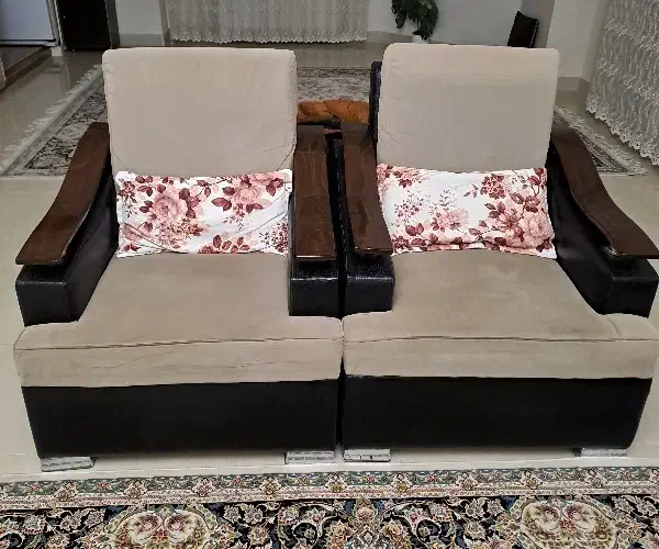 مبل کرم ۷ نفره|مبلمان خانگی و میز عسلی|ابهر, |دیوار