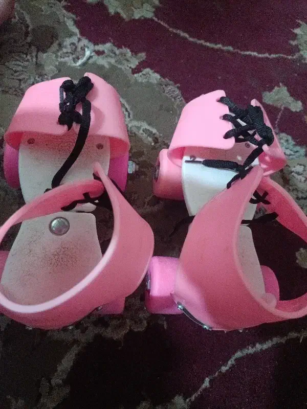 کفش اسکیت  دخترانه|دوچرخه، اسکیت، اسکوتر|برازجان, |دیوار