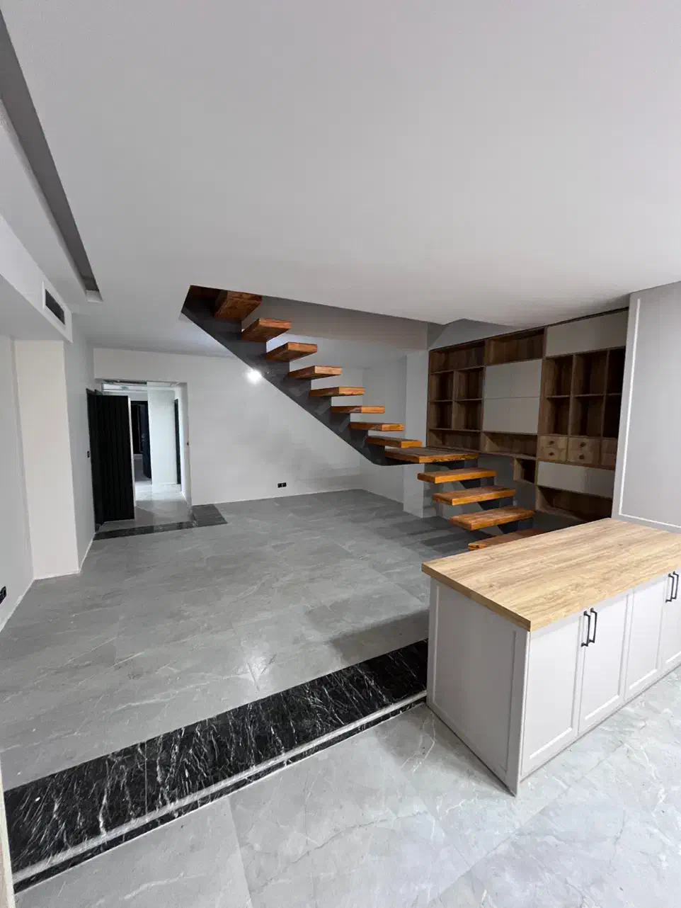 آپارتمان  شیک دوبلکس ۲۴۵ متری ( مهندسی زراعی )|فروش آپارتمان|مشکیندشت, |دیوار