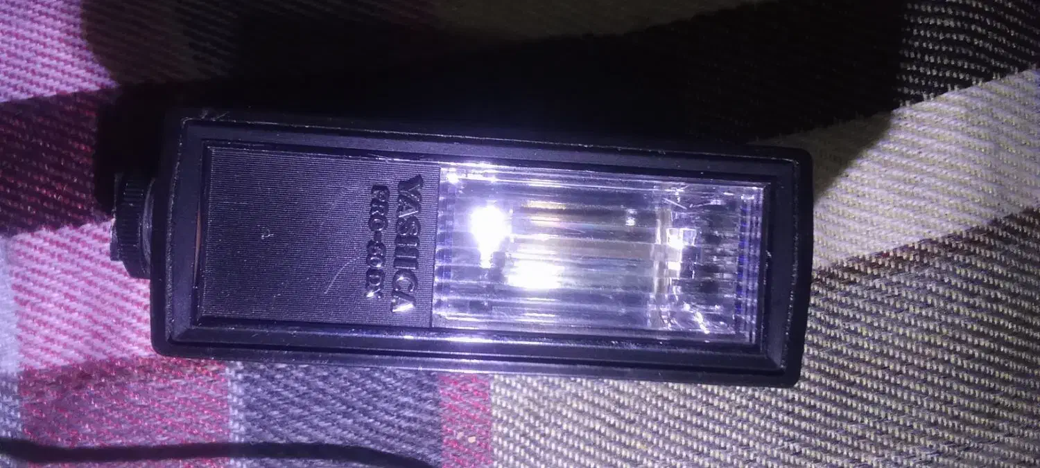 فلاش دوربین عکاسی یاشیکا  سالم.|دوربین عکاسی و فیلم‌برداری|تهران, امامت|دیوار