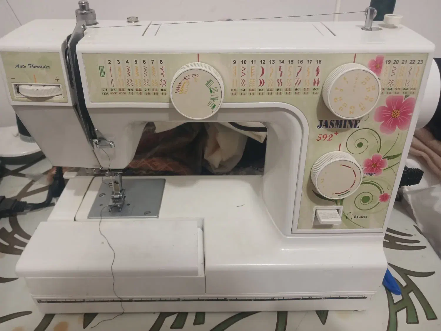 چرخ خیاطی فروشی در حد نو|چرخ خیاطی و ریسندگی|فرخ‌شهر, |دیوار