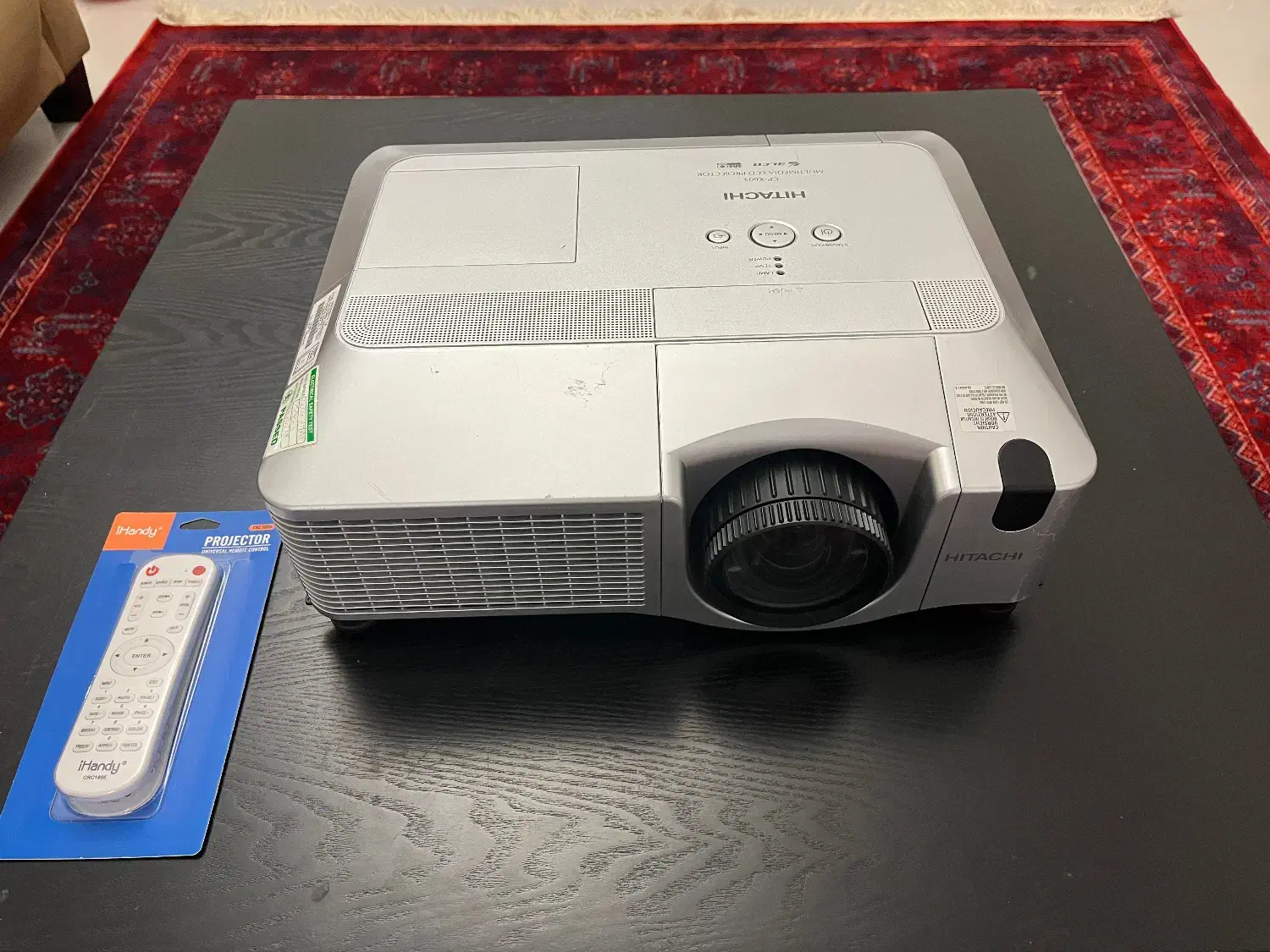 ویدئو پروژکتور هیتاچی|تلویزیون و پروژکتور|قائمشهر, |دیوار