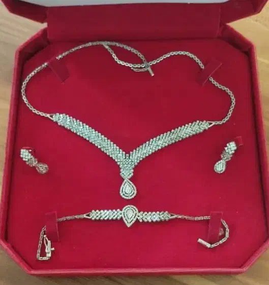 سرویس طلا سفید|جواهرات|تهران, شکیبا|دیوار