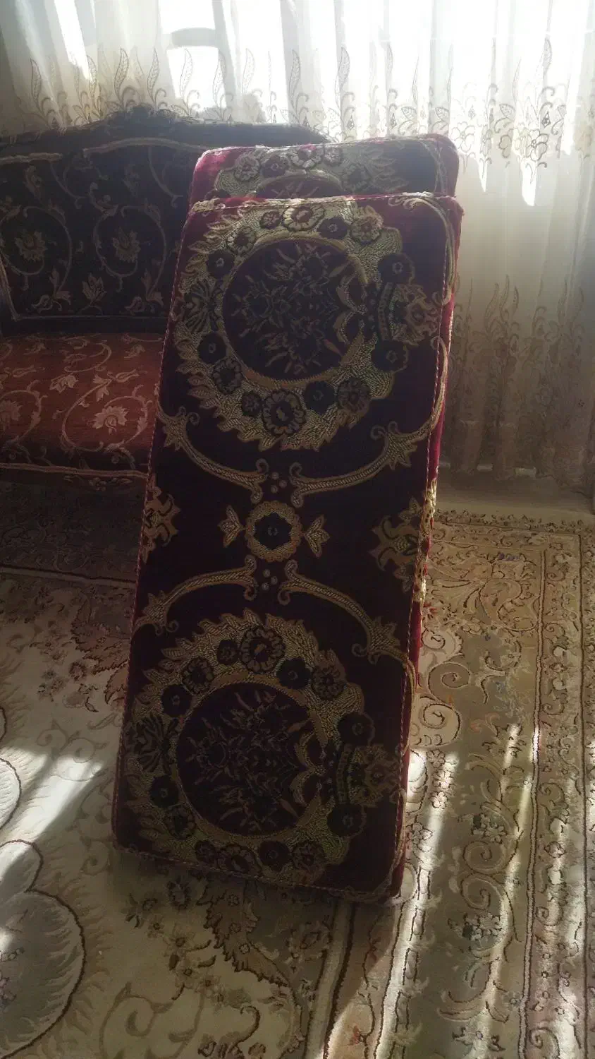 پشتی|پشتی|گلپایگان, |دیوار