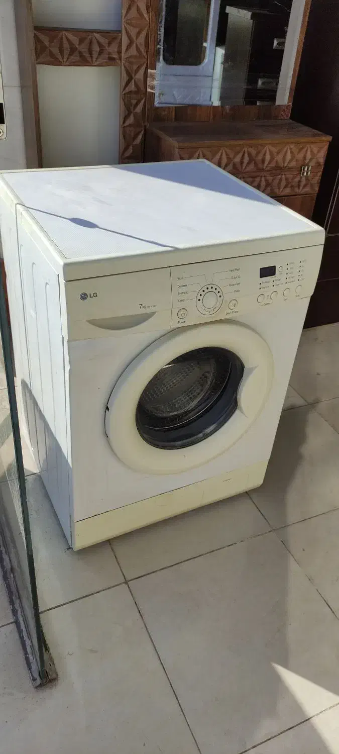 لباسشویی 7کیلویی  تمام اتومات الی جی درحدنو 8200|ماشین لباسشویی و خشک‌کن لباس|لنگرود, |دیوار