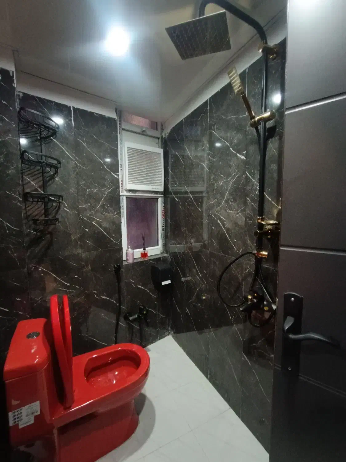 دفتر کار در باغ فیض خیابان 22بهمن|اجارهٔ دفتر کار، اتاق اداری، مطب|تهران, باغ فیض|دیوار