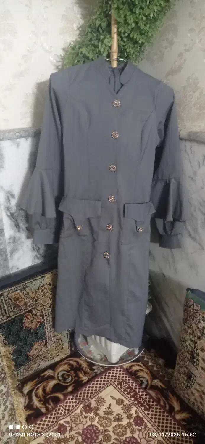 مانتو بلند|لباس|مشهد, موعود|دیوار