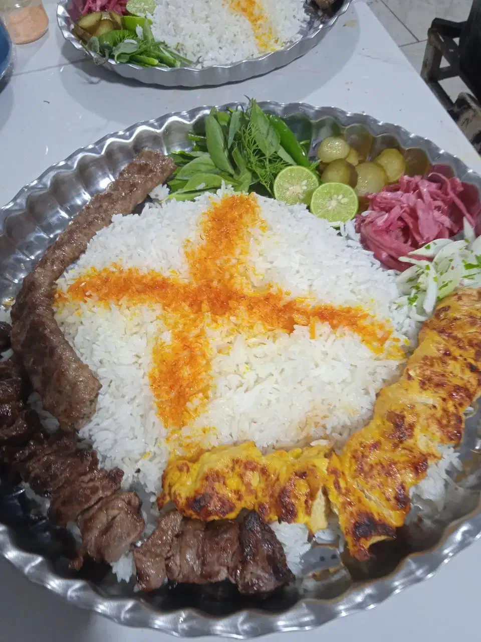 آشپز حرفه‌ای هستم جویای کار|استخدام خدمات فروشگاه و رستوران|رفسنجان, |دیوار