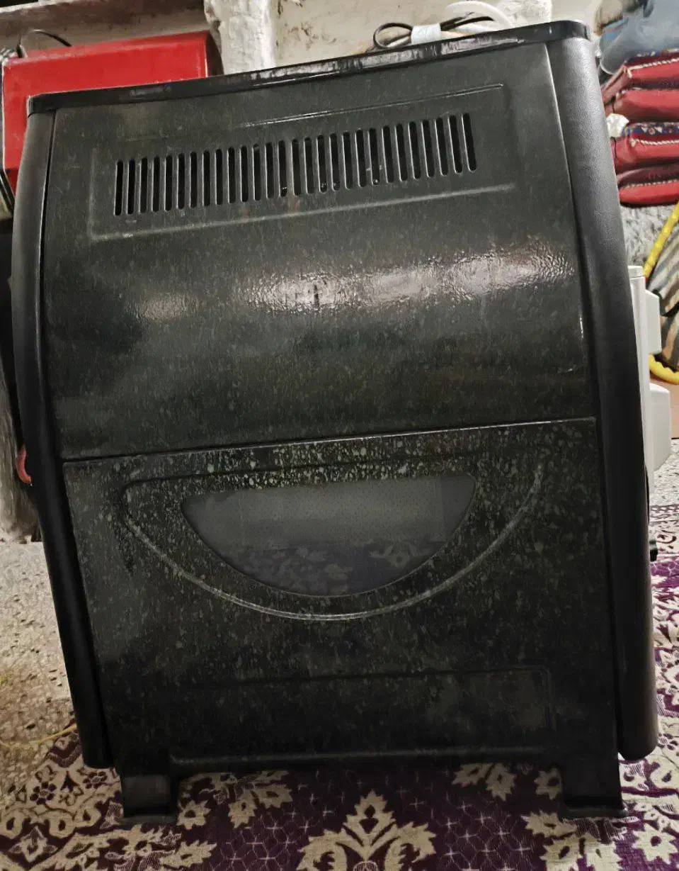 فروش بخاری کوچک قهوه ای|بخاری، هیتر، شومینه|تربت‌حیدریه, شهرک ولیعصر|دیوار