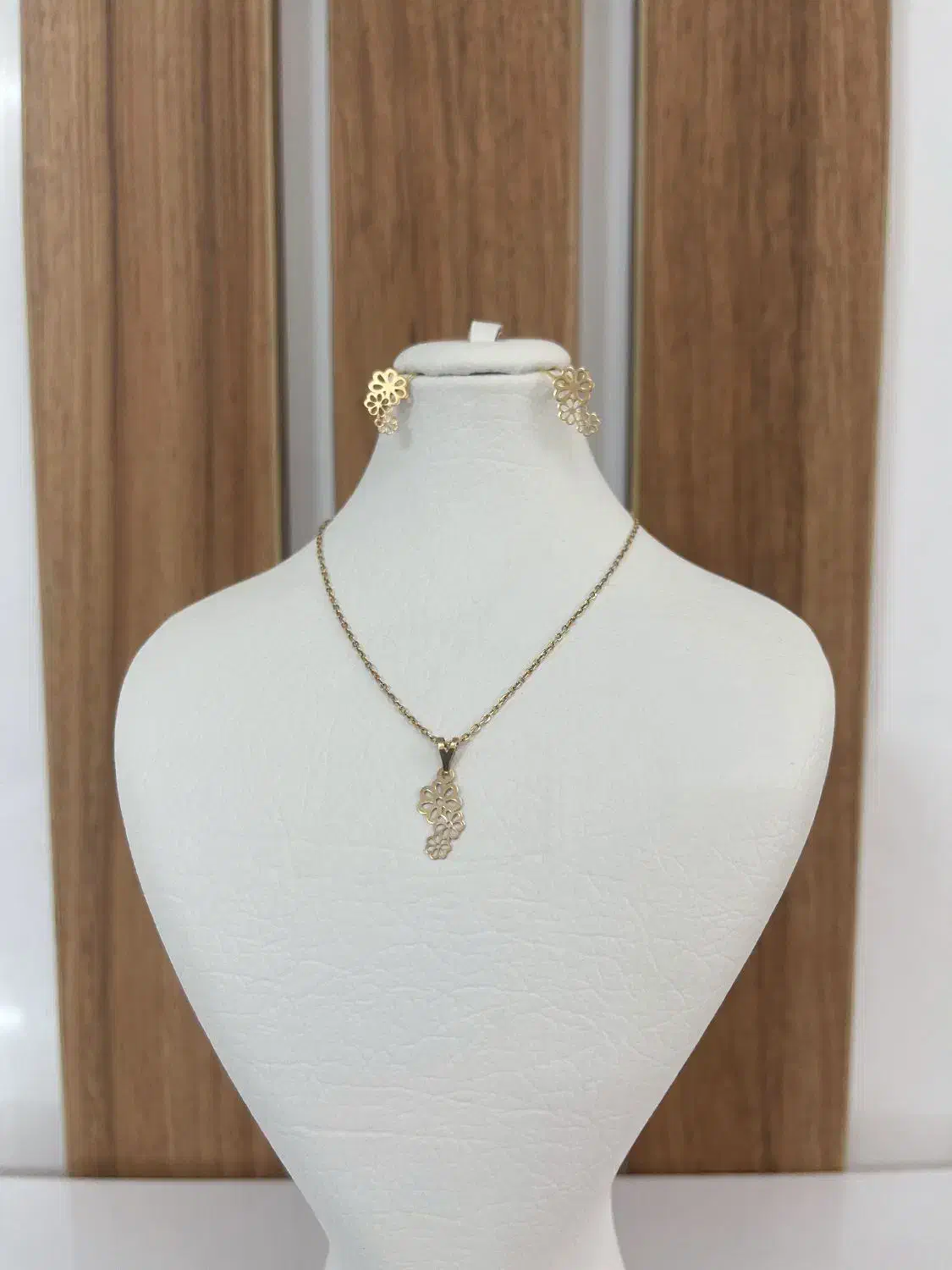 نیمست گل گلی طلا جذاب 8میلیون|جواهرات|اراک, |دیوار