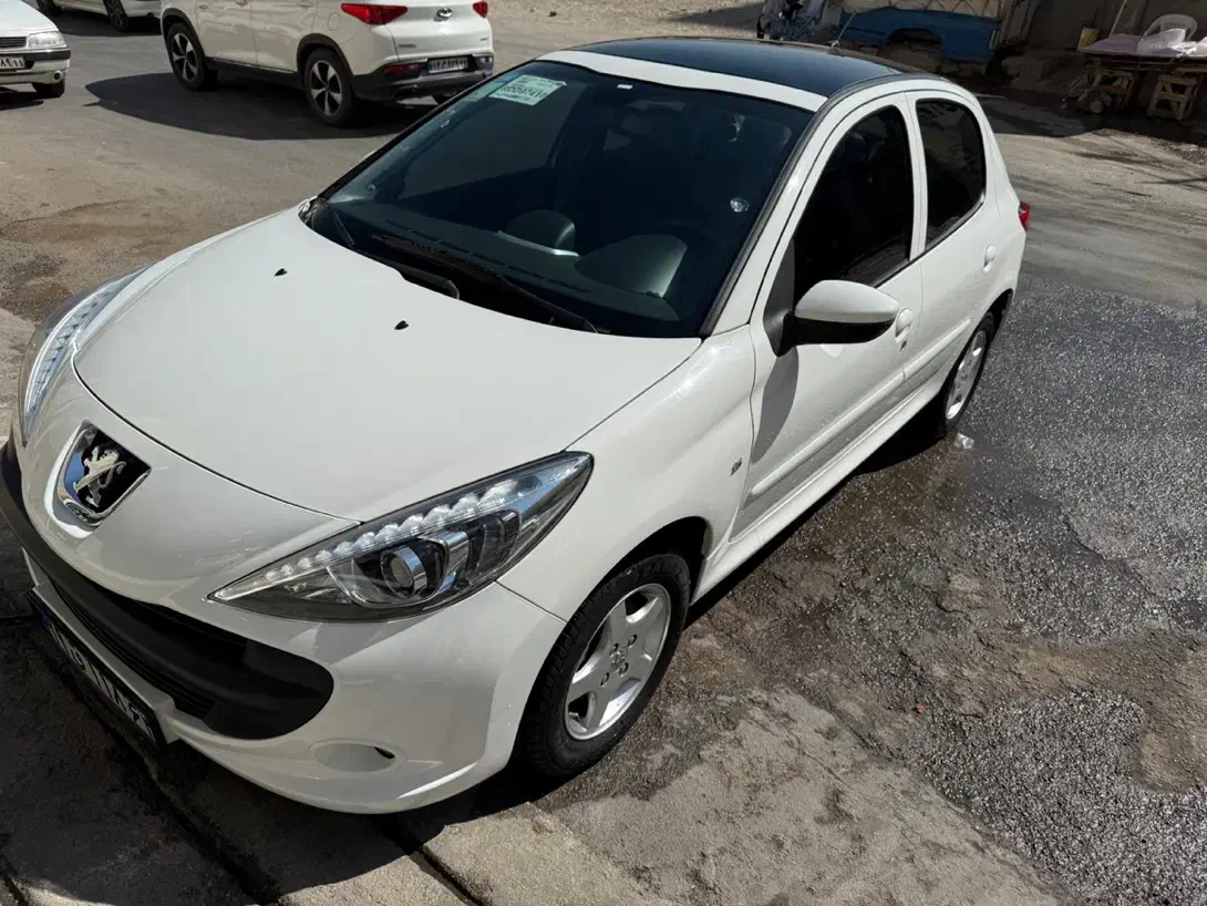 207پانا ارتقا  ۱۴۰۳مدل درحد|خودرو سواری و وانت|شیراز, کاراندیش|دیوار