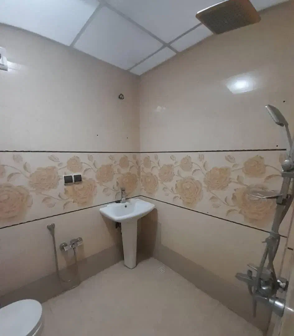 ۷۵ متر/مشابه نوساز/فول امکانات/پرچم