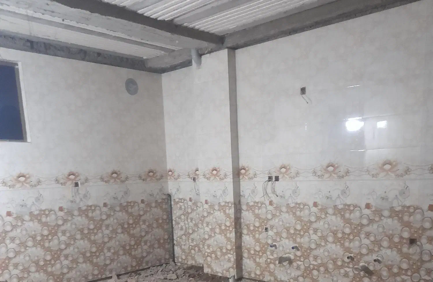 استای کاشی و سرامیک|خدمات پیشه و مهارت|خاش, |دیوار