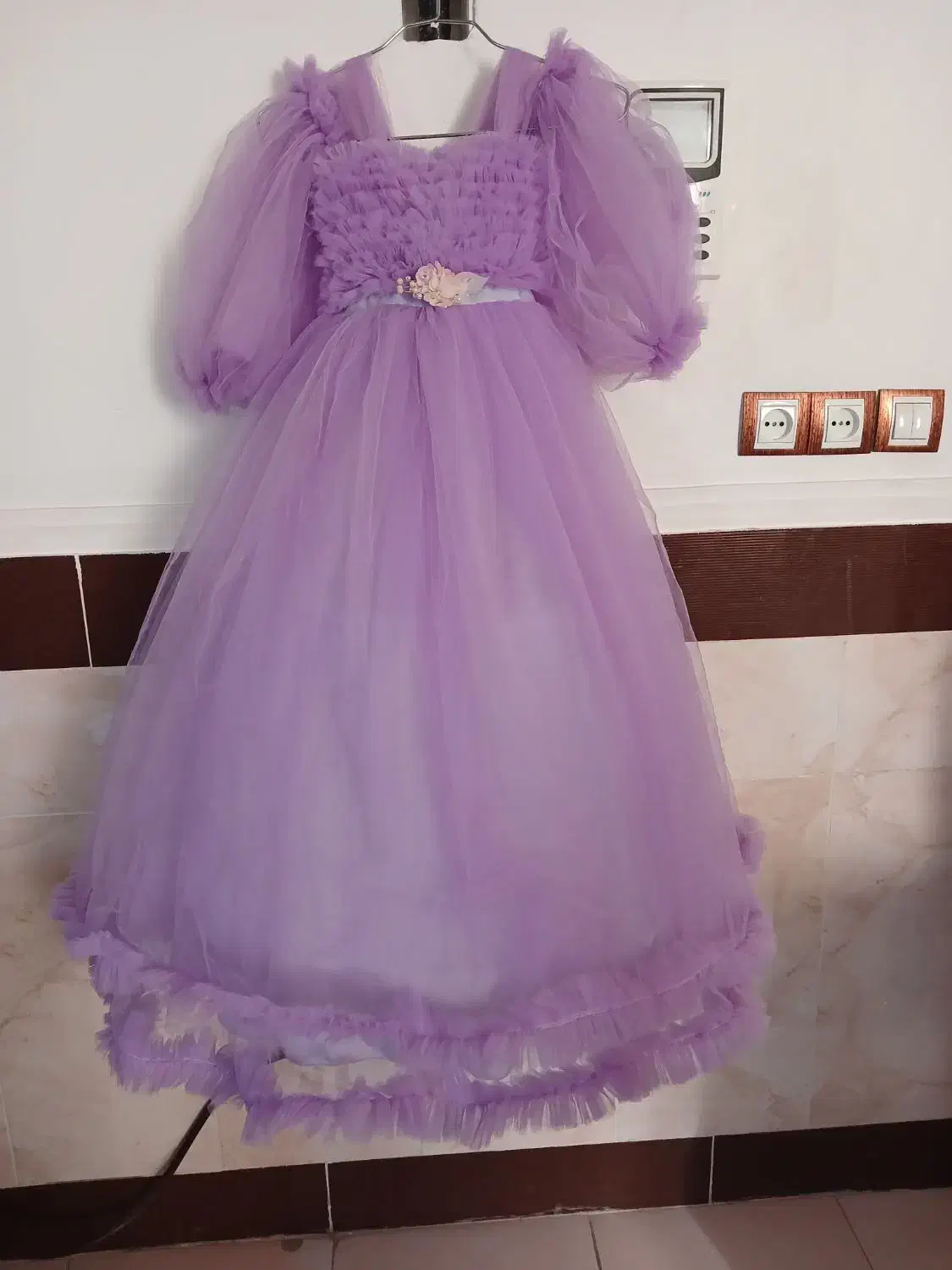 لباس مجلسی نو فقط برای عکاسی استفاده شده|لباس|گلپایگان, |دیوار