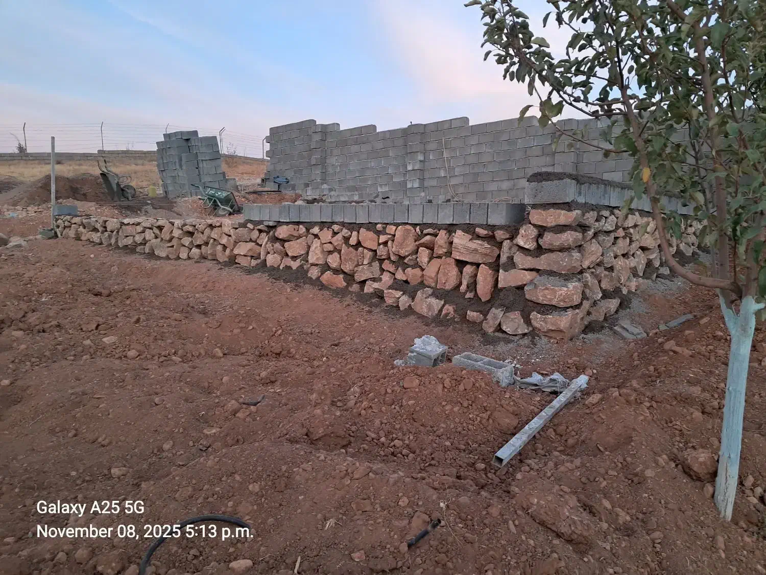 فروش 15ماشین سنگ جهت پی وکرسی ساختمان|مصالح و تجهیزات ساختمان|ارژن, |دیوار