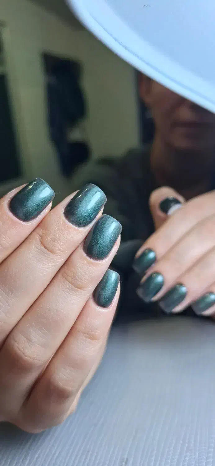 سالن آرایشی نیل‌لند|خدمات آرایشگری و زیبایی|سرخرود, |دیوار