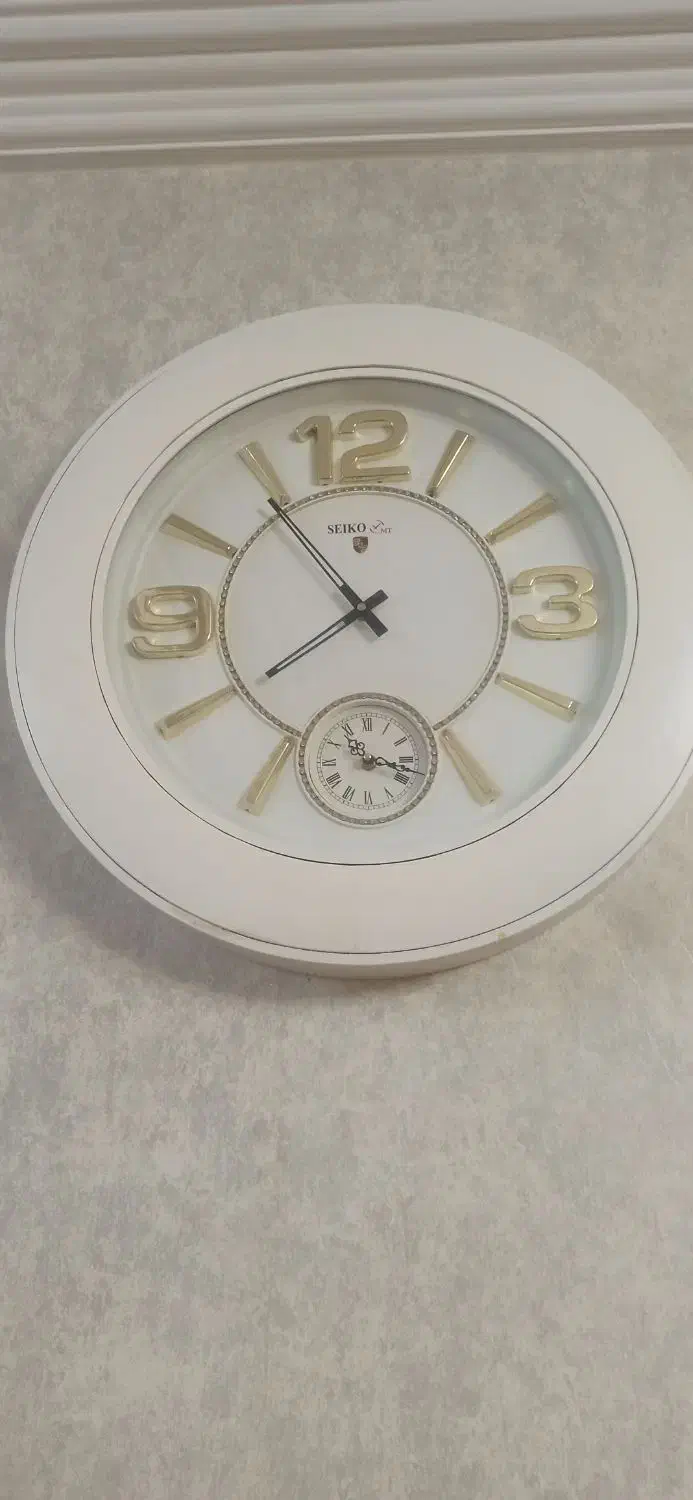 ساعت سفید|ساعت دیواری و تزئینی|کرج, شهرک پردیسان|دیوار