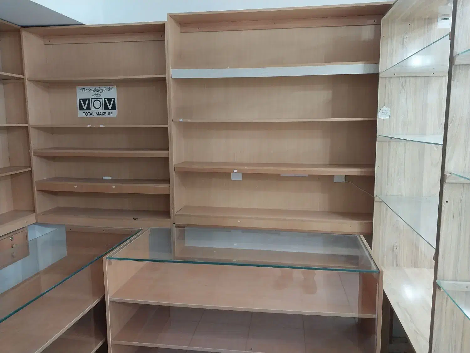 قفسه ویترین برای مغازه|فروشگاه و مغازه|تیران, |دیوار