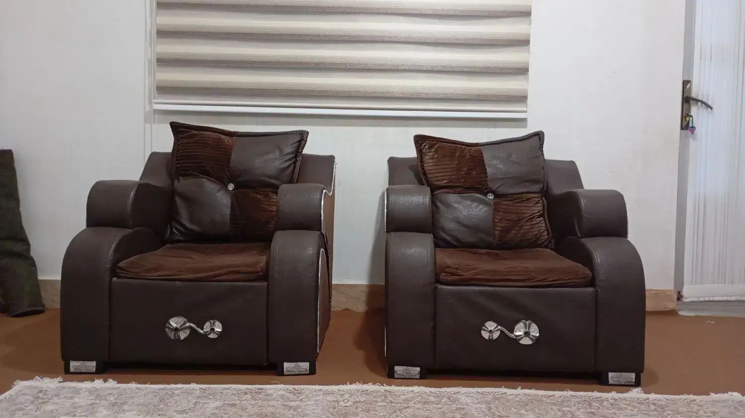 مبل ۷ نفره قهوه ای سوخته|مبلمان خانگی و میز عسلی|گنبد کاووس, |دیوار