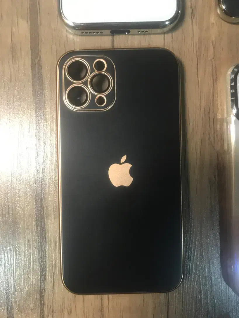 تعدادی کاور ۱۱ پرو|لوازم جانبی موبایل و تبلت|بندرعباس, |دیوار